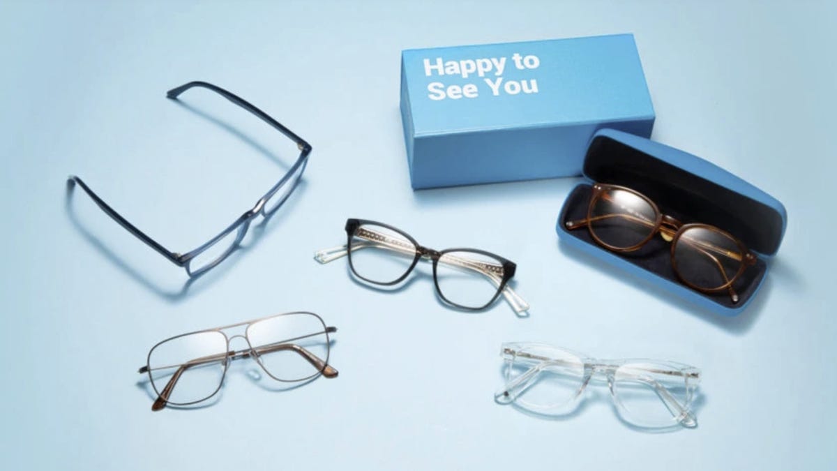 Obtenga un par de anteojos nuevos y elegantes durante la oferta de primavera de GlassesUSA