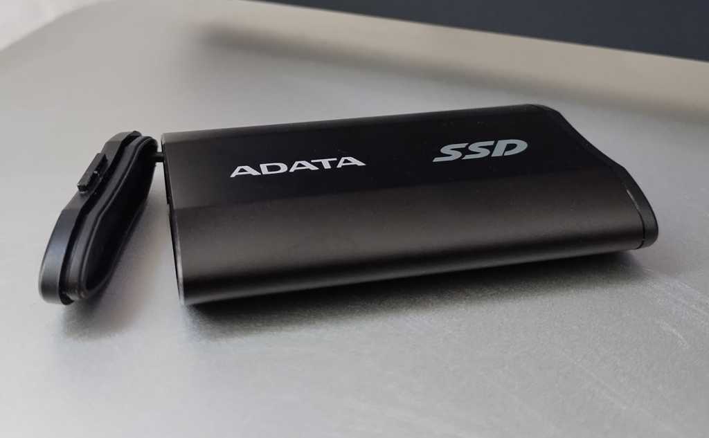 Revisión del SSD portátil Adata SD810: un disco diario rápido y asequible