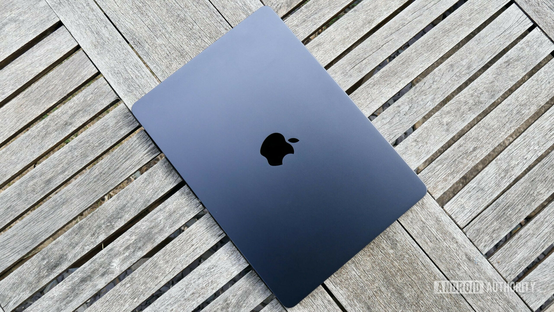 Los Apple Silicon Macs sufren una falla irreparable que filtra claves de seguridad
