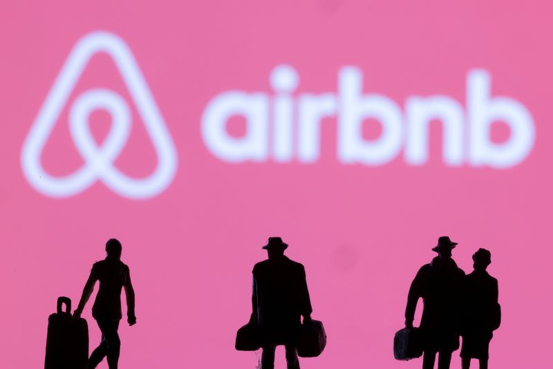 Airbnb a los anfitriones: dejen de filmar a los invitados