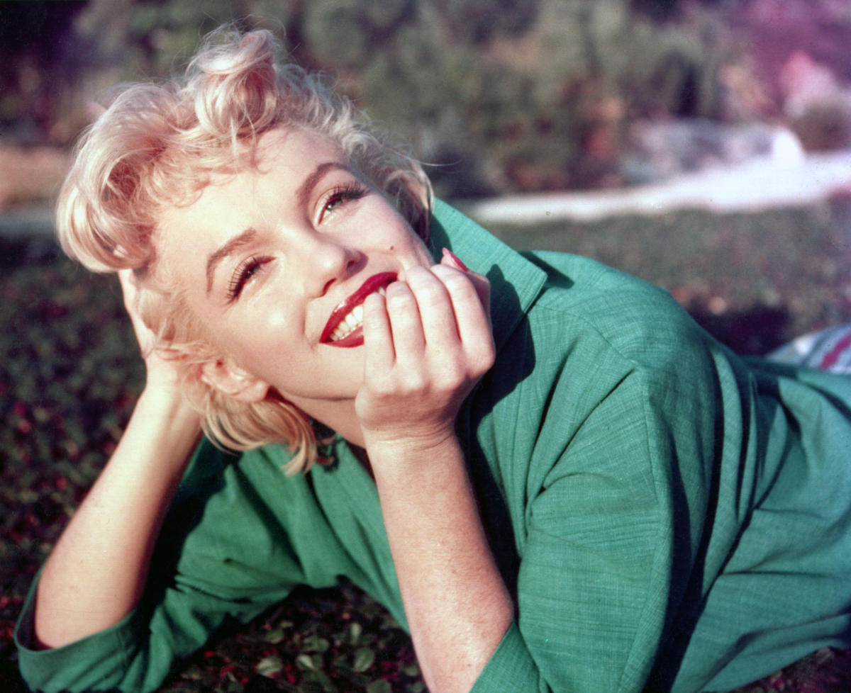 La IA Marilyn Monroe se suma a la lista de celebridades muertas resucitadas digitalmente sin consentimiento