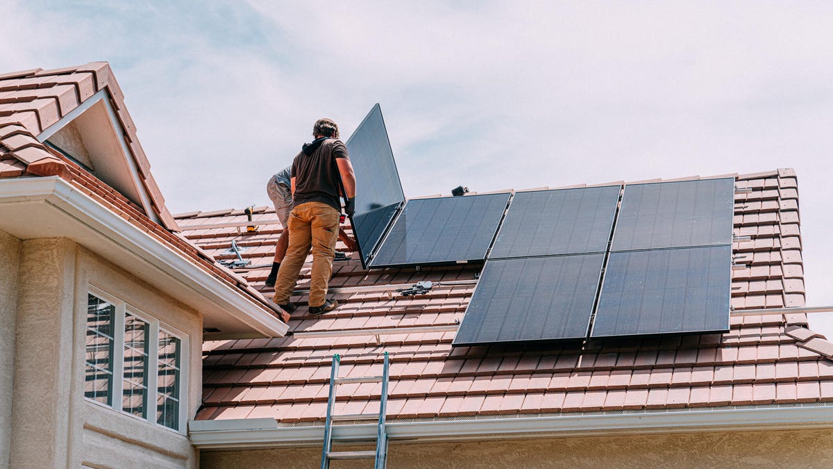 Muchos propietarios luchan por saber si pueden confiar en una empresa solar