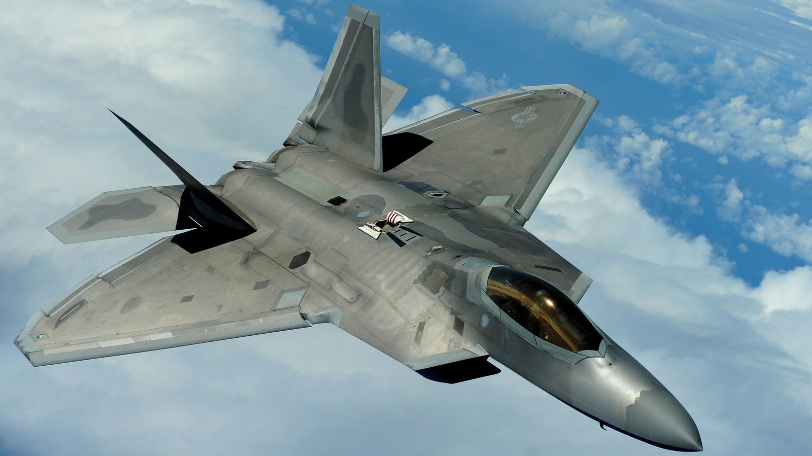 Mayores fortalezas y debilidades del avión de combate F-22
