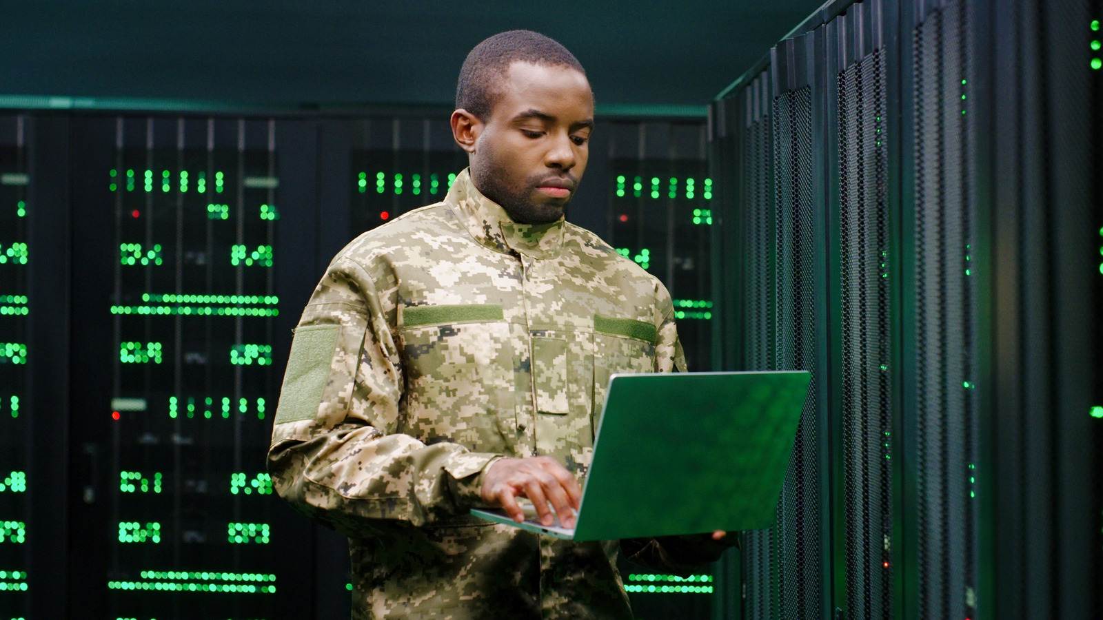 Cinco formas en que el ejército estadounidense utiliza la IA en la guerra
