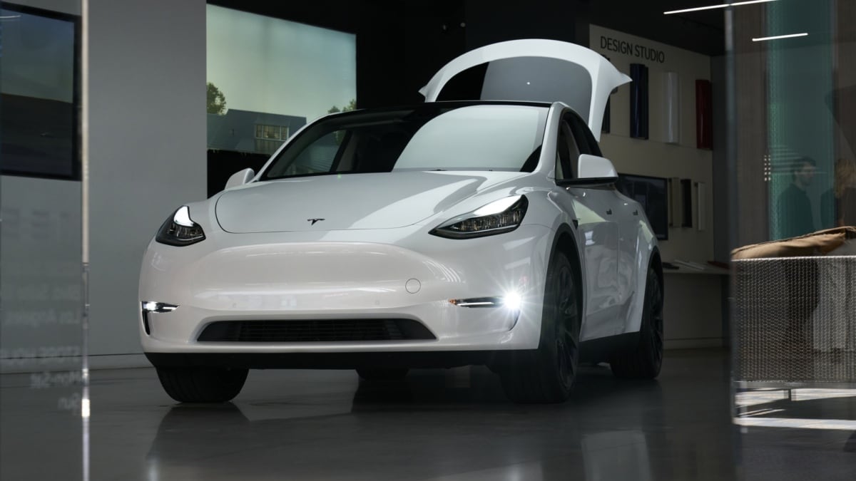 Tesla recibió un impulso mientras el gobierno promete reducir los impuestos a la importación de vehículos eléctricos para los fabricantes de automóviles que invierten 500 millones de dólares