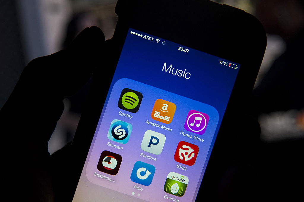 Apple multada con 1.840 millones de dólares en la UE por antidirección en el mercado de streaming de música de iOS