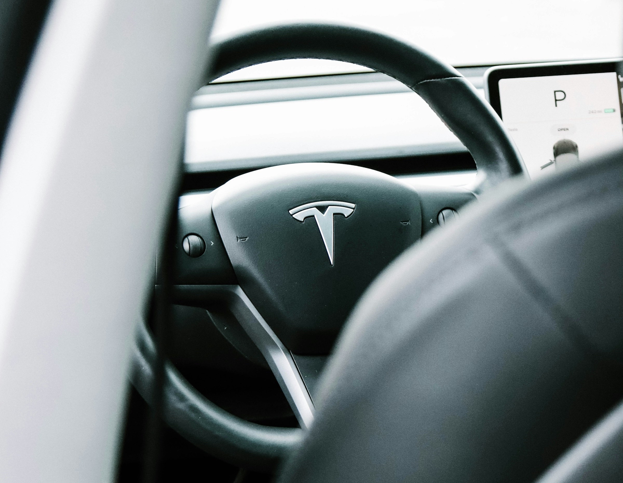 Musk quería que nos fusionáramos con Tesla o tomáramos el «control total»