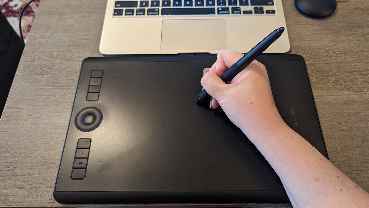 Esta tableta de dibujo Wacom es como poner un lápiz sobre papel y está en oferta