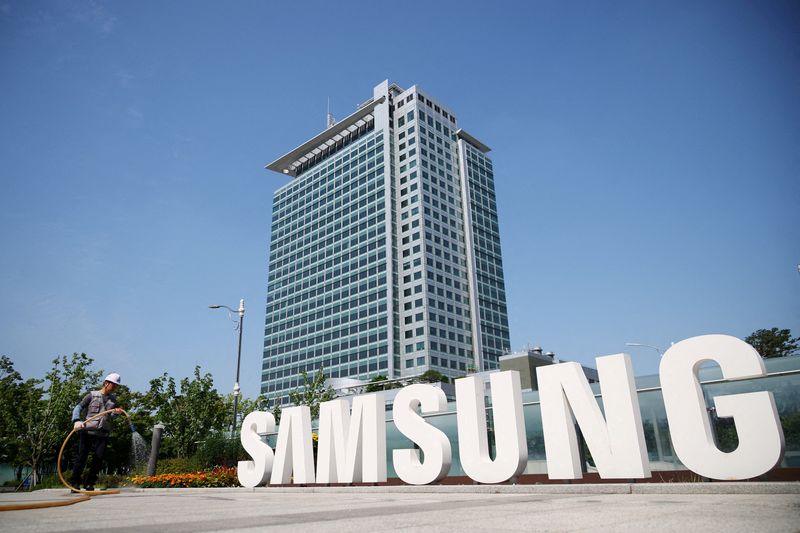 Samsung vuelve a ser líder en envíos mundiales de teléfonos inteligentes