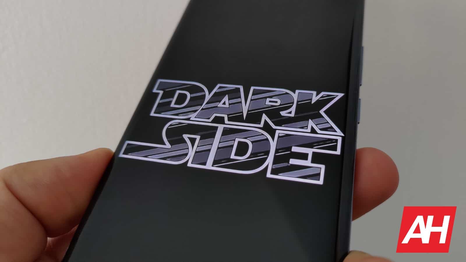 Android 15 te permitirá forzar el oscurecimiento de las aplicaciones