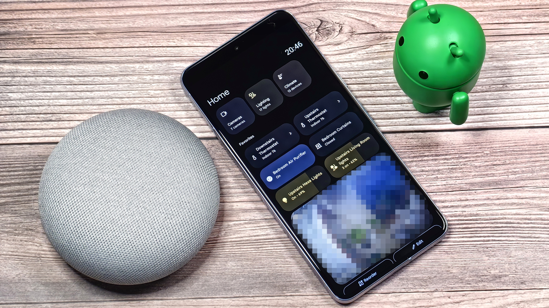 Android 15 añade un nuevo salvapantallas que facilita el control de tu hogar inteligente
