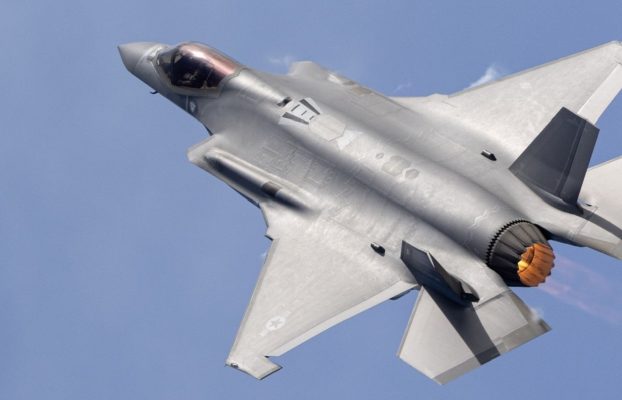 Los costos de mantenimiento del F-35 se disparan incluso cuando se reducen las horas de vuelo, dice GAO