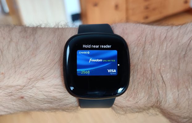 Fitbit advierte a los usuarios que cambien de Fitbit Pay a Google Wallet antes de julio