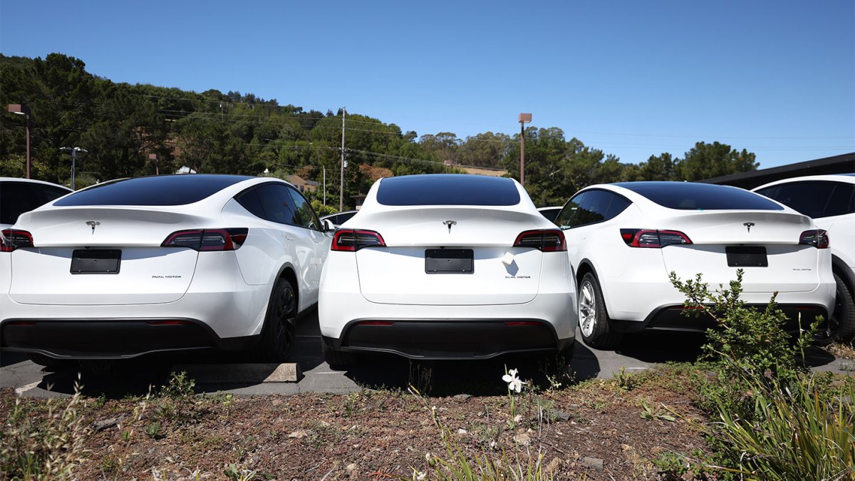 Elon Musk destripa al equipo de carga de Tesla después de ganarse a los principales fabricantes de automóviles