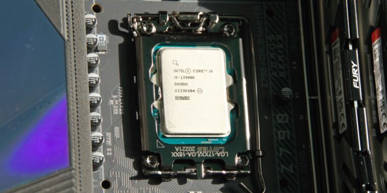 Intel está investigando fallos de juegos en CPU de escritorio Core i9 de gama alta