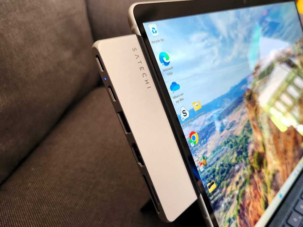 Revisión de Satechi Surface Pro 9 Hub: ¡Qué dispositivo tan especializado!
