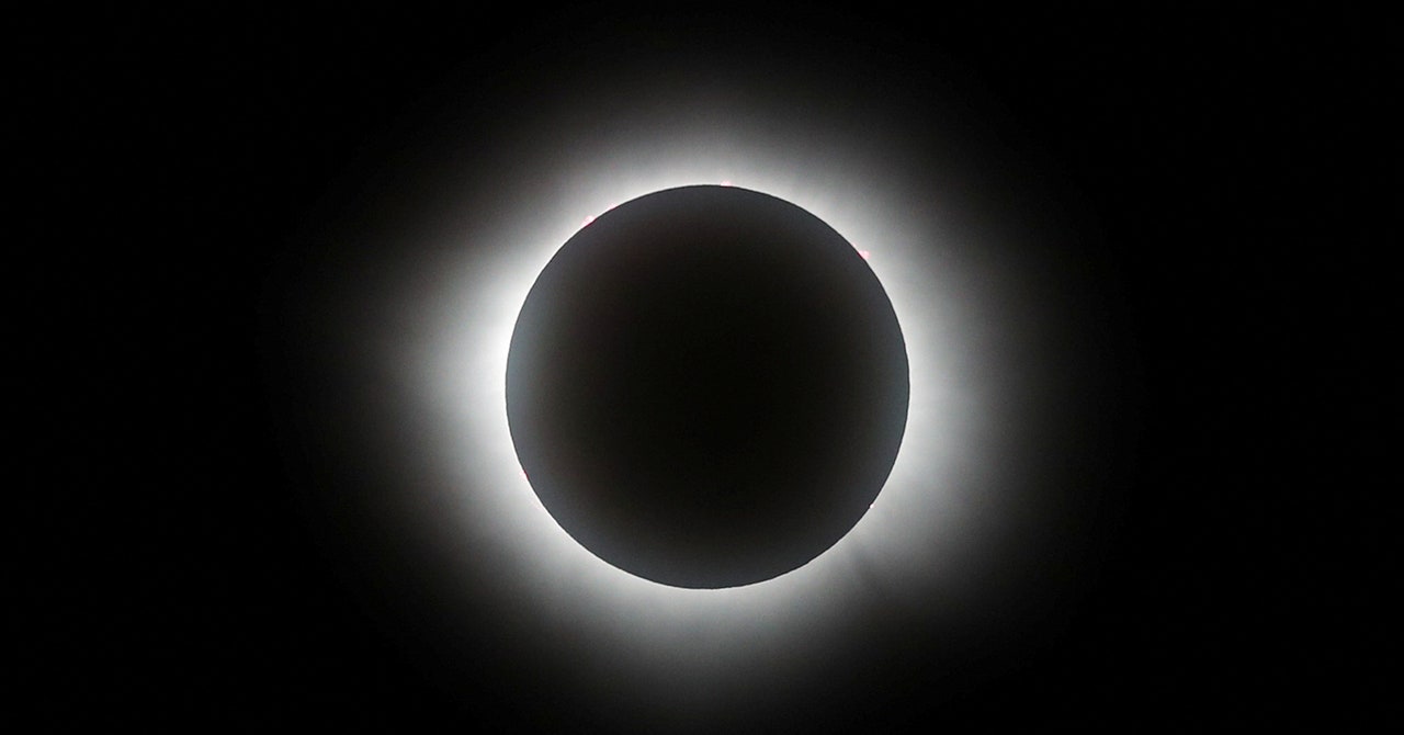 Las mejores fotos del eclipse solar total (2024)