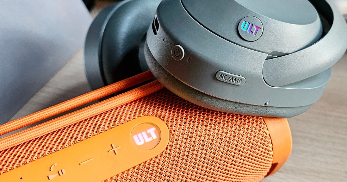 Los auriculares y altavoces ULT Power Sound de Sony ofrecen graves potentes