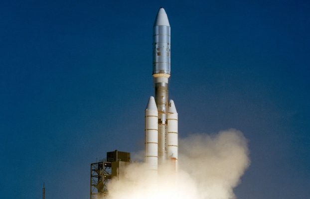 Cómo la NASA reparó la Voyager 1 desde 15 mil millones de millas de distancia