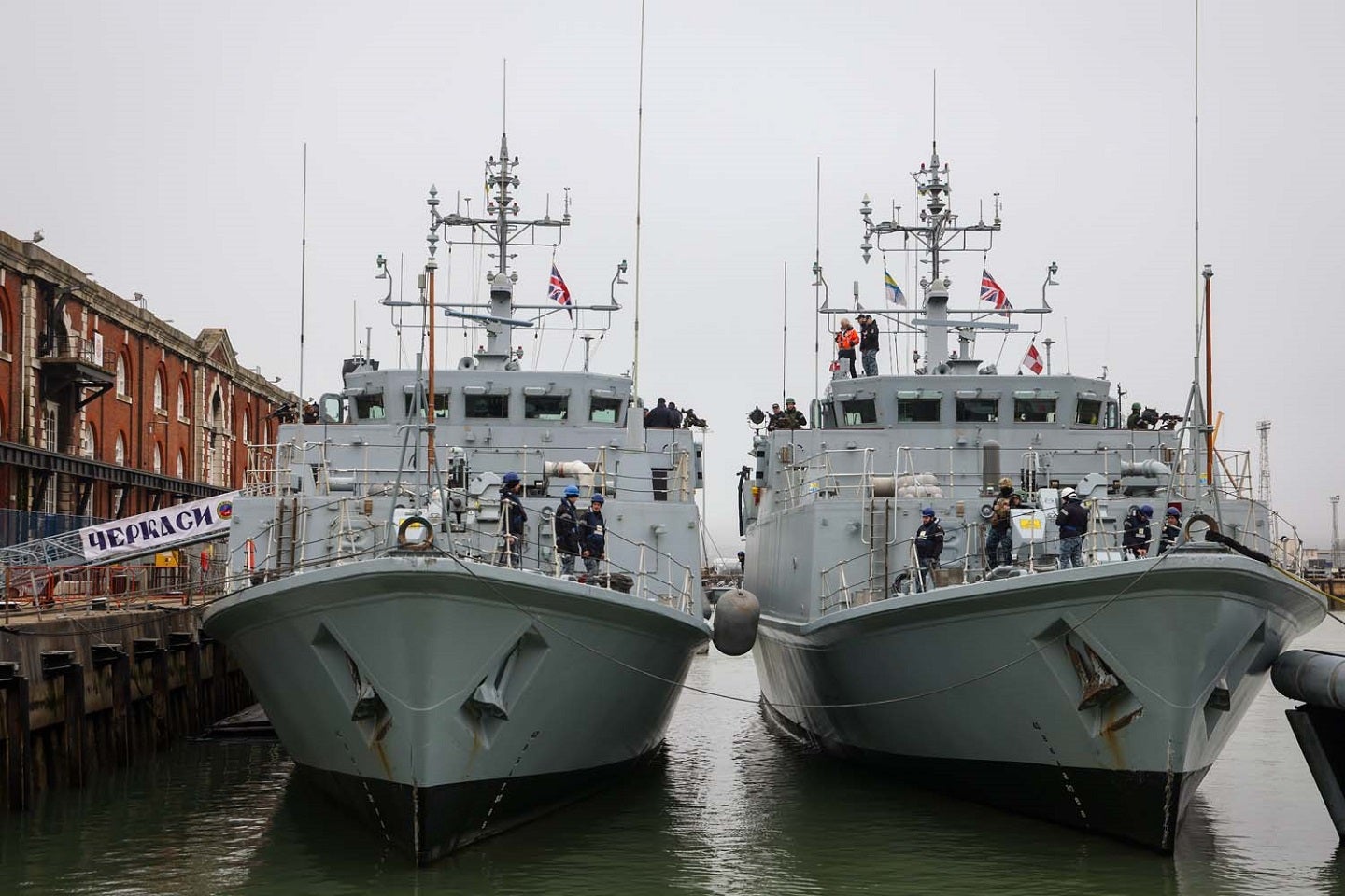 Buques ucranianos atracan en Portsmouth para prepararse para ejercicios navales