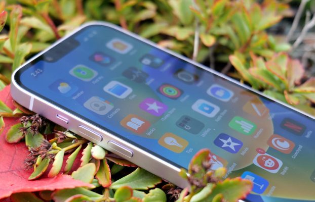 Según los informes, Apple ha reanudado las conversaciones con OpenAI para crear un chatbot para iPhone.