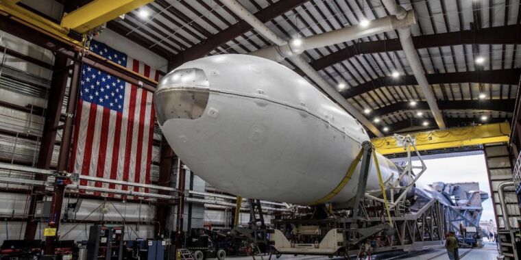 El cohete reutilizable más volado de SpaceX realizará su vigésimo lanzamiento esta noche