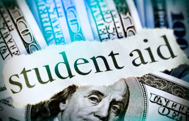 Fecha límite de condonación de préstamos para estudiantes: quedan 3 días para consolidar sus préstamos para estudiantes – CNET