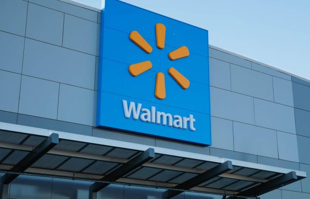 Si ha comprado en Walmart durante los últimos años, podría reclamar hasta $500 en efectivo del acuerdo