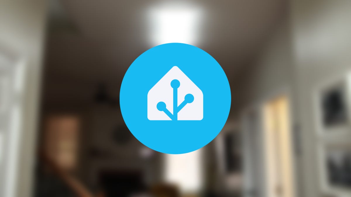 Hazte a un lado, Alexa y Homekit: llega un nuevo Asistente para abrir tu hogar inteligente