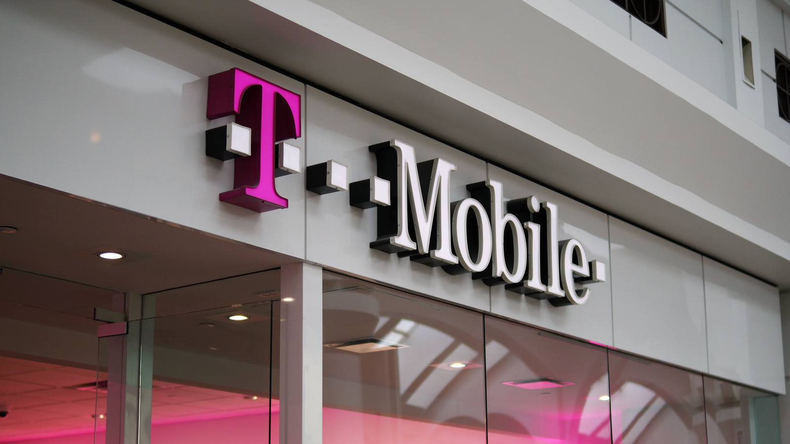 Lo que debe saber antes de cambiar al servicio de Internet residencial de T-Mobile