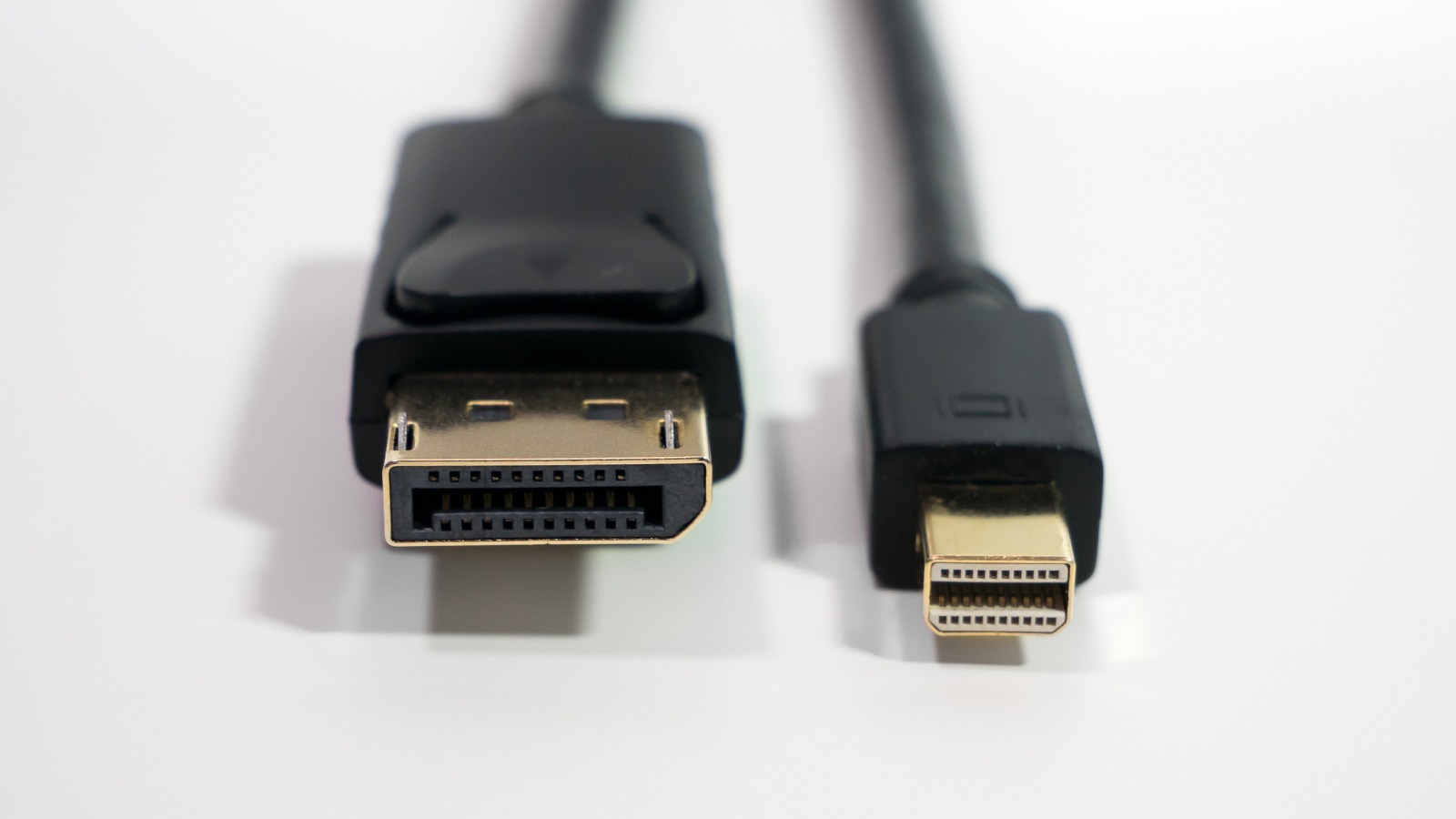 ¿Qué es un cable DP y en qué se diferencia del HDMI?