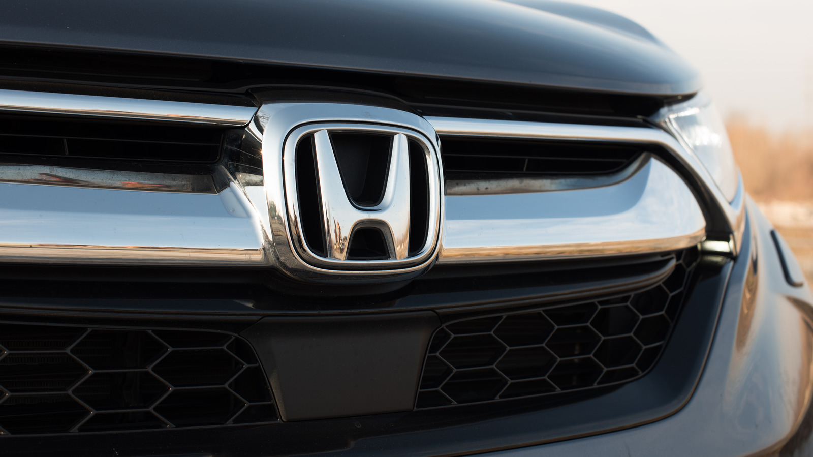 ¿Cuántas marcas de automóviles tiene Honda?