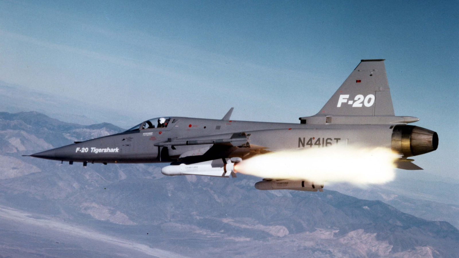 Todo lo que hay que saber sobre el avión de combate F-20 Tigershark