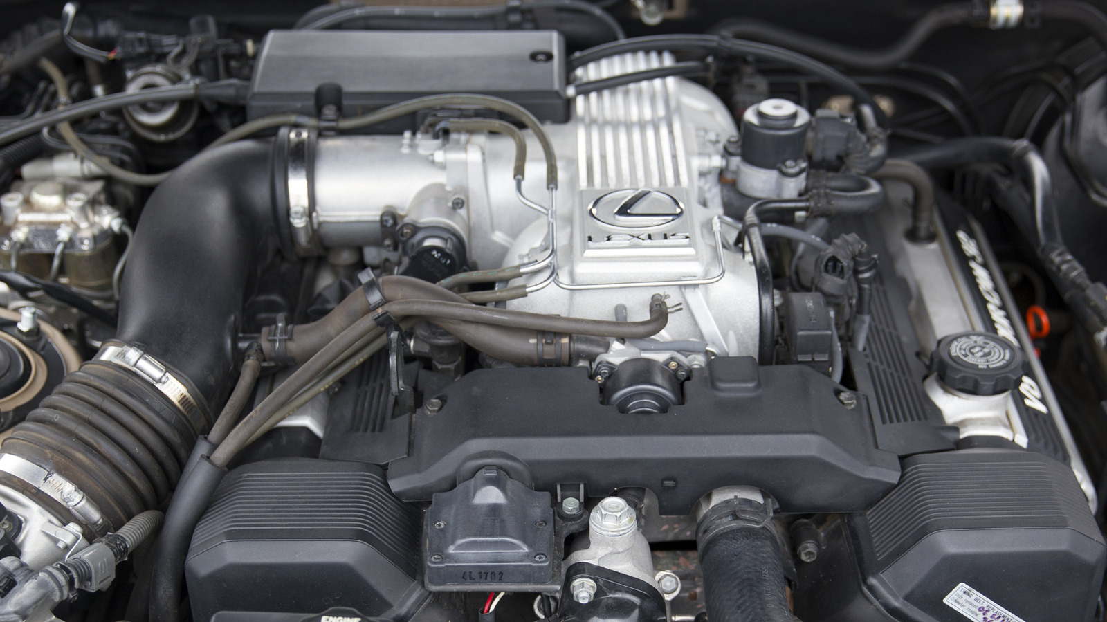 ¿Cuál es la diferencia entre estos motores Toyota V8?