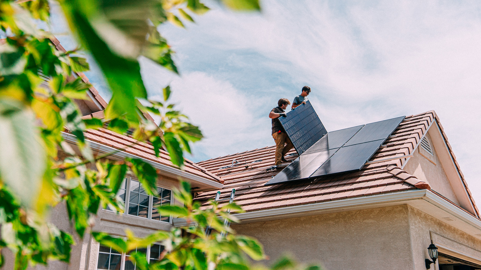 9 de las mejores tácticas de ahorro de energía en el hogar si no desea instalar paneles solares