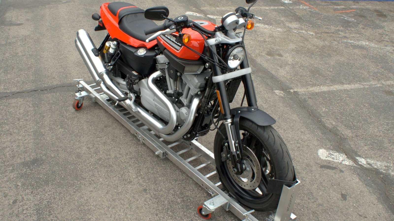 Cómo utilizar la plataforma rodante para motocicleta de Condor (y todo lo demás que debe saber antes de comprar)
