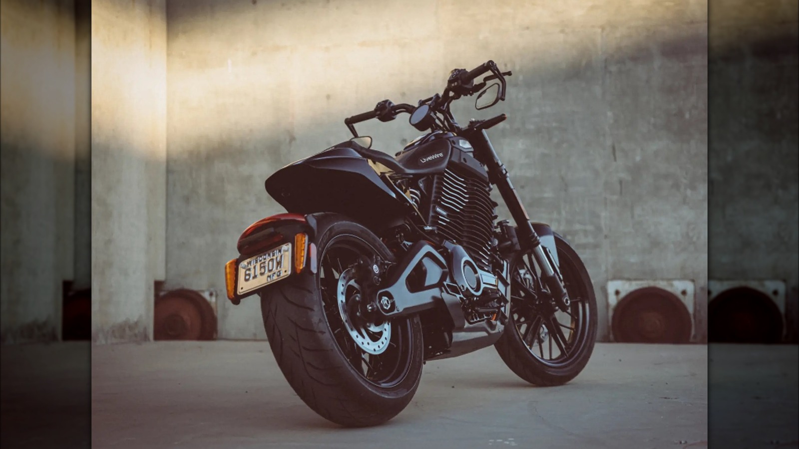 ¿Quién fabrica las motocicletas LiveWire y cuánto cuestan?
