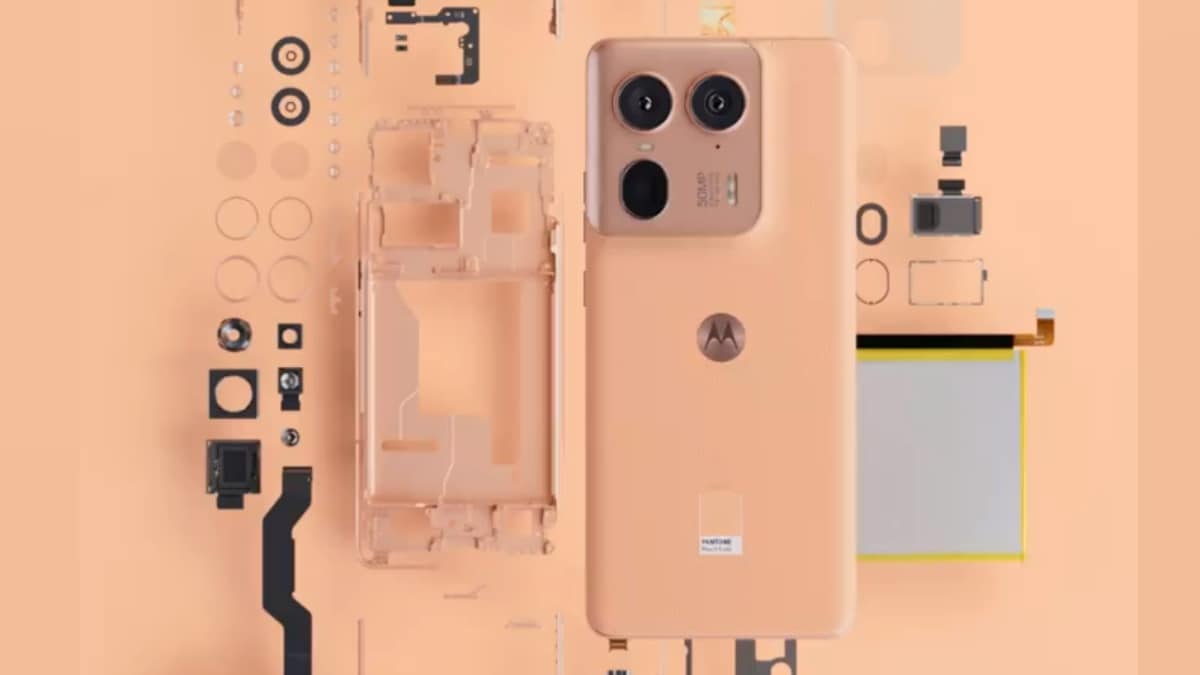 Se confirma que Motorola Edge 50 Ultra tendrá carga rápida de 125 W, diseño aparentemente objeto de burlas