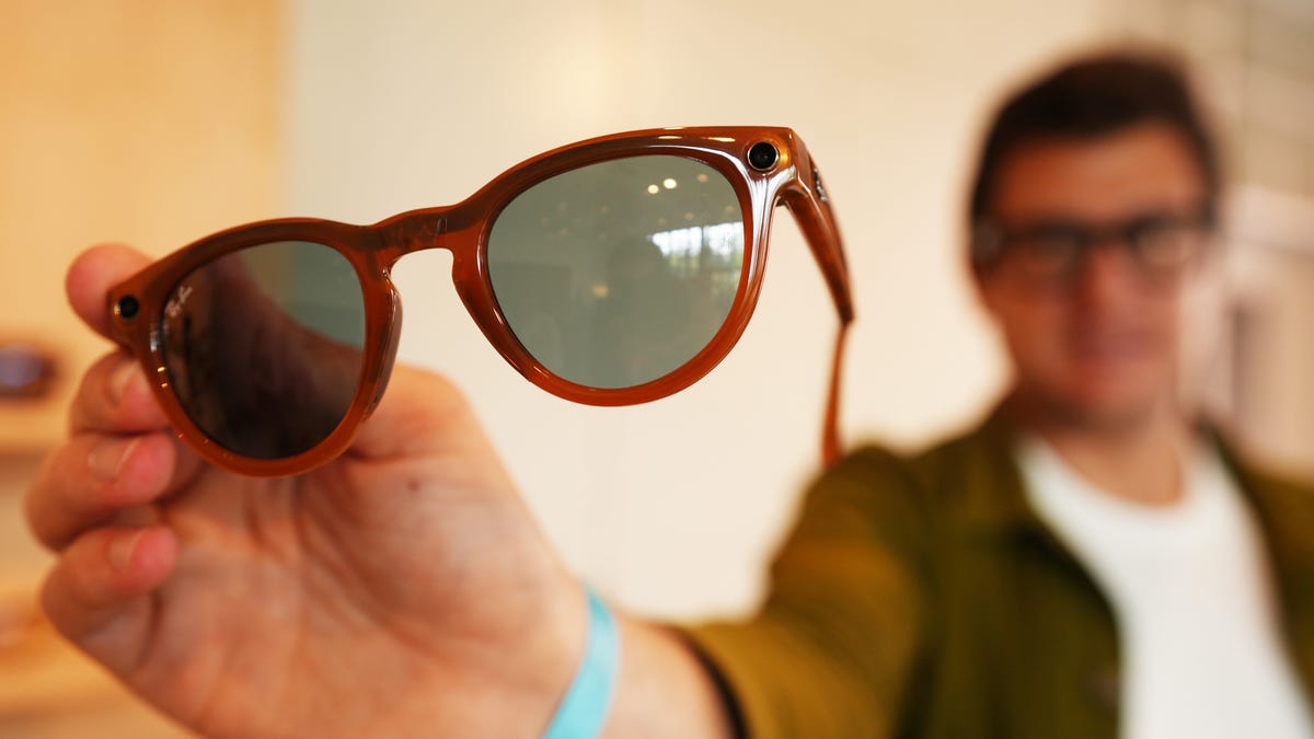 Las gafas inteligentes Ray-Ban de Meta acaban de obtener otra característica útil gratuita (y un nuevo estilo)