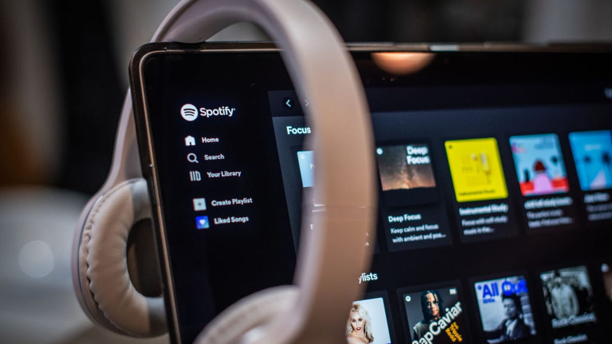 Según se informa, Spotify planea ofrecer remezclas de canciones para el público de TikTok