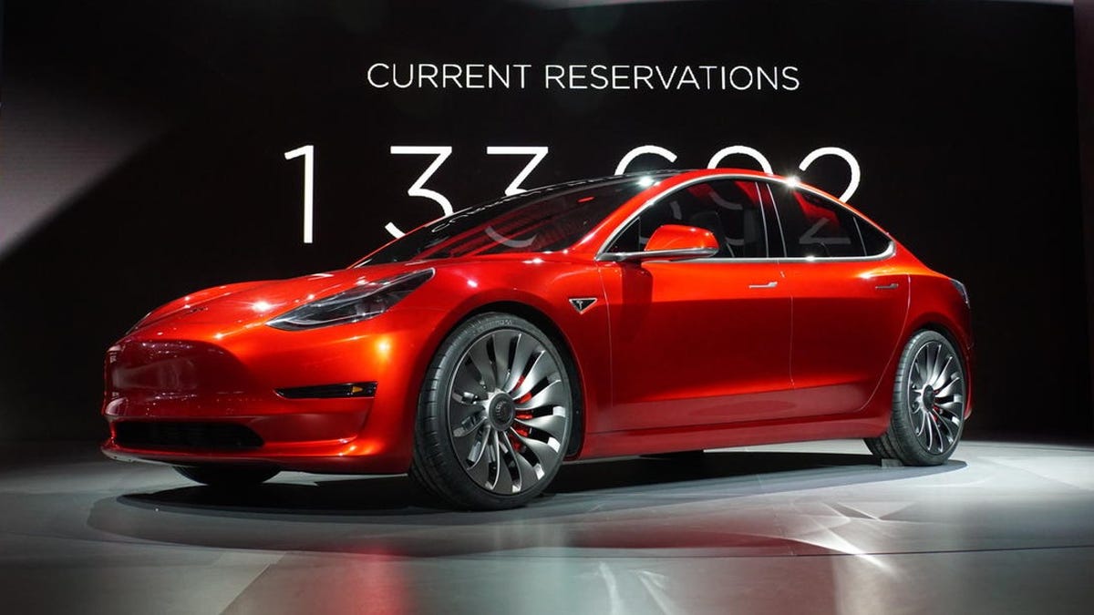 Tesla reduce a la mitad su suscripción de ‘conducción totalmente autónoma’ a 99 dólares al mes