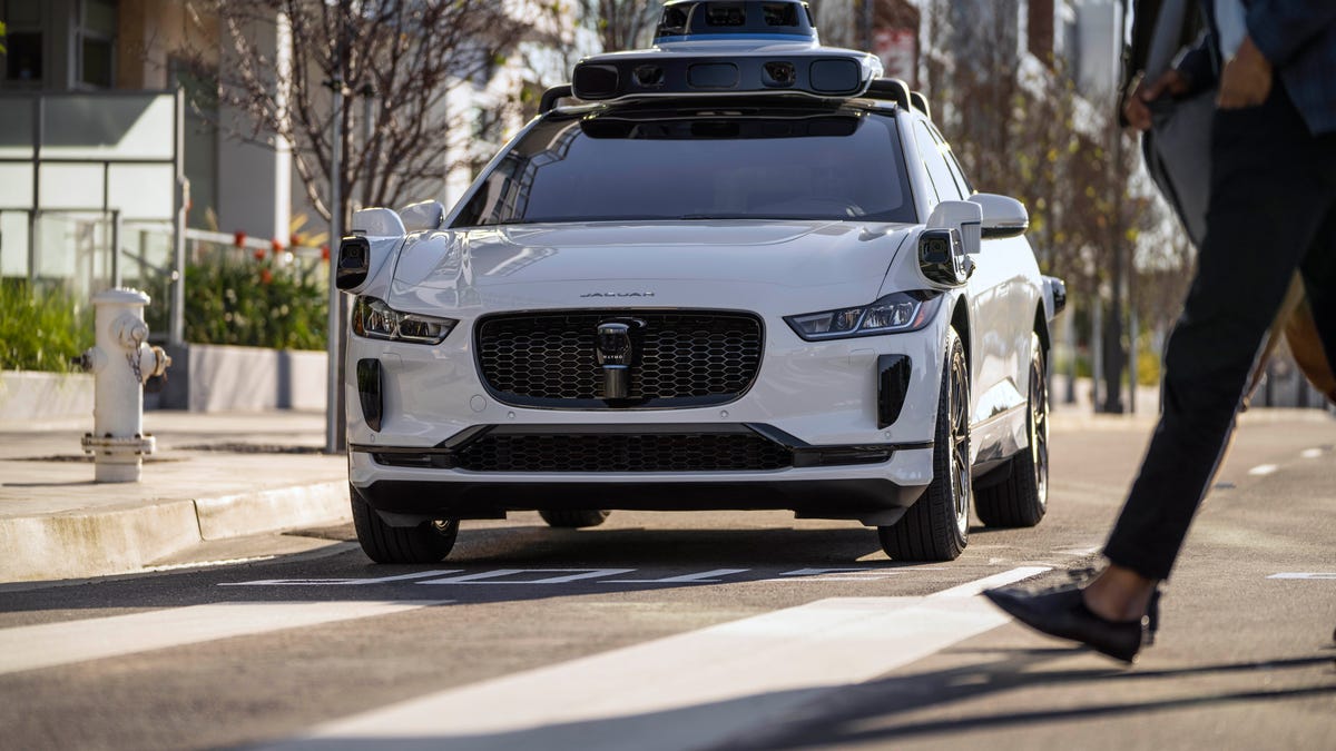 Los coches autónomos y la generación de voz e imágenes con IA lideran el índice de innovación de ZDNET