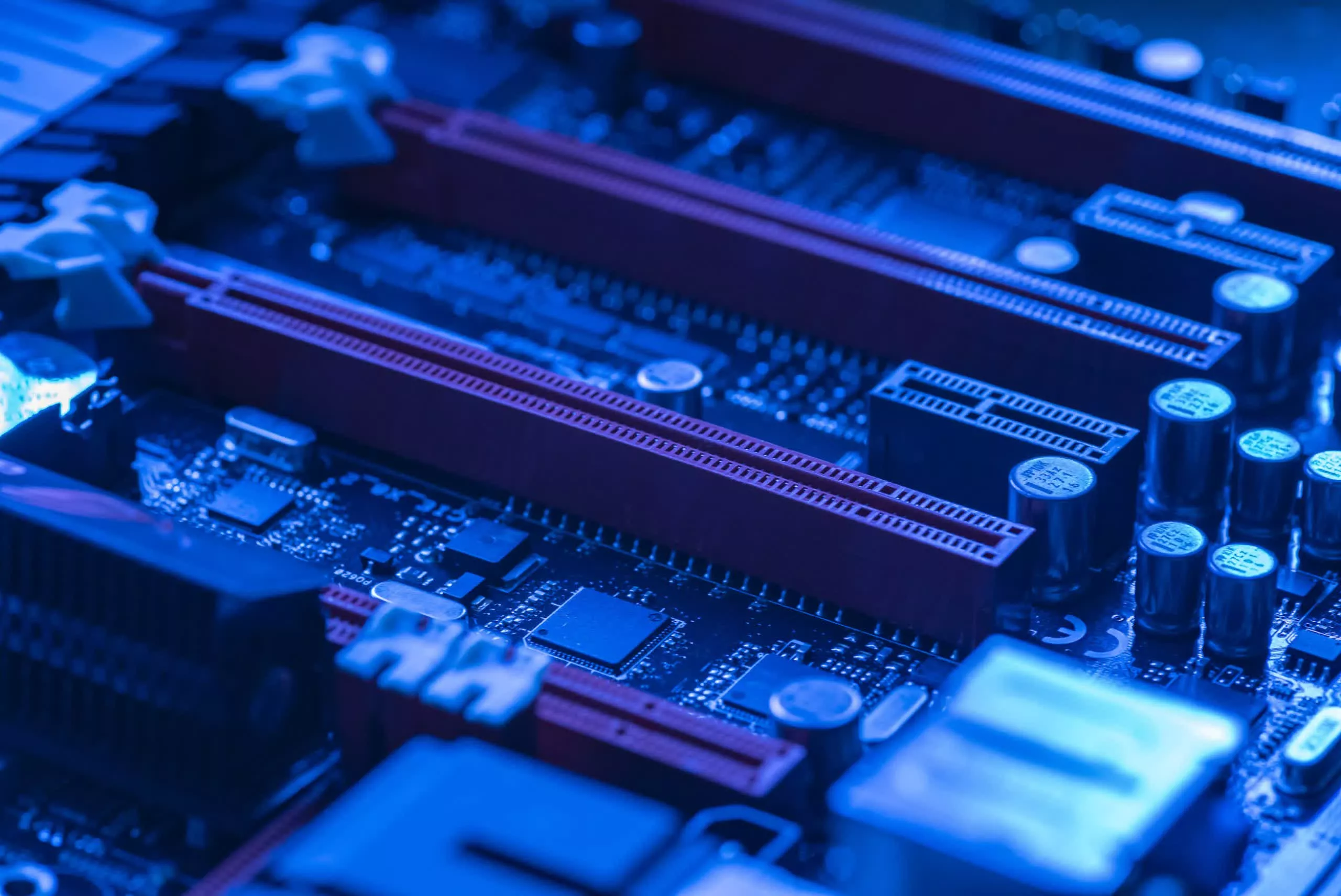 La respuesta de Intel a las preocupaciones sobre el calor del PCIe 6 es un controlador que acelera la velocidad del bus