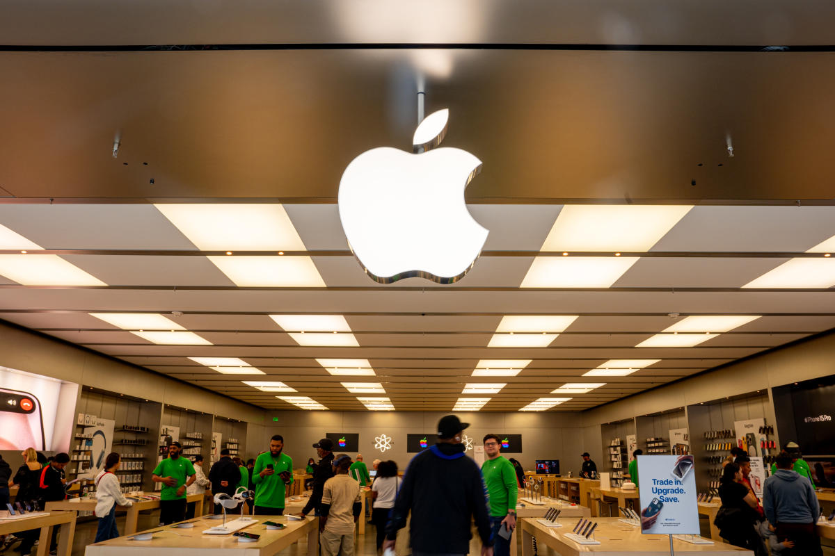 Los trabajadores de las Apple Store en Maryland han votado a favor de autorizar una huelga