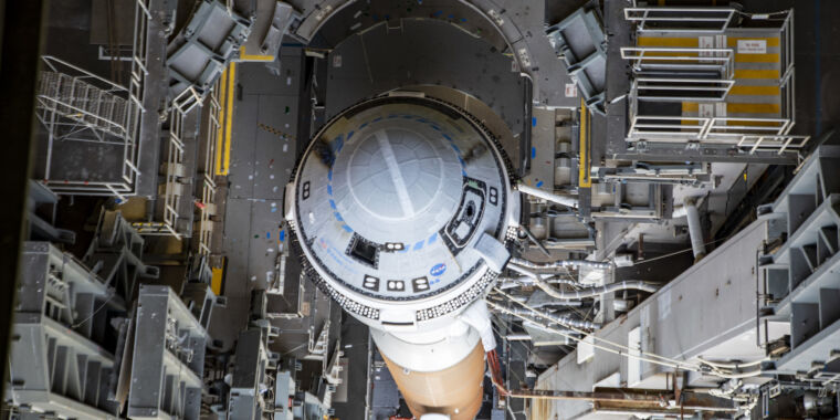 Boeing está solucionando una pequeña fuga de helio en la nave espacial Starliner