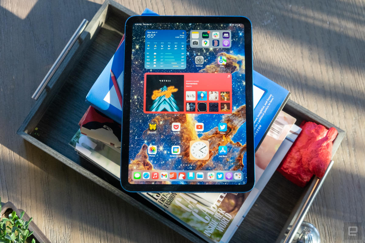 El iPad de décima generación de Apple cae a un mínimo histórico de 300 dólares