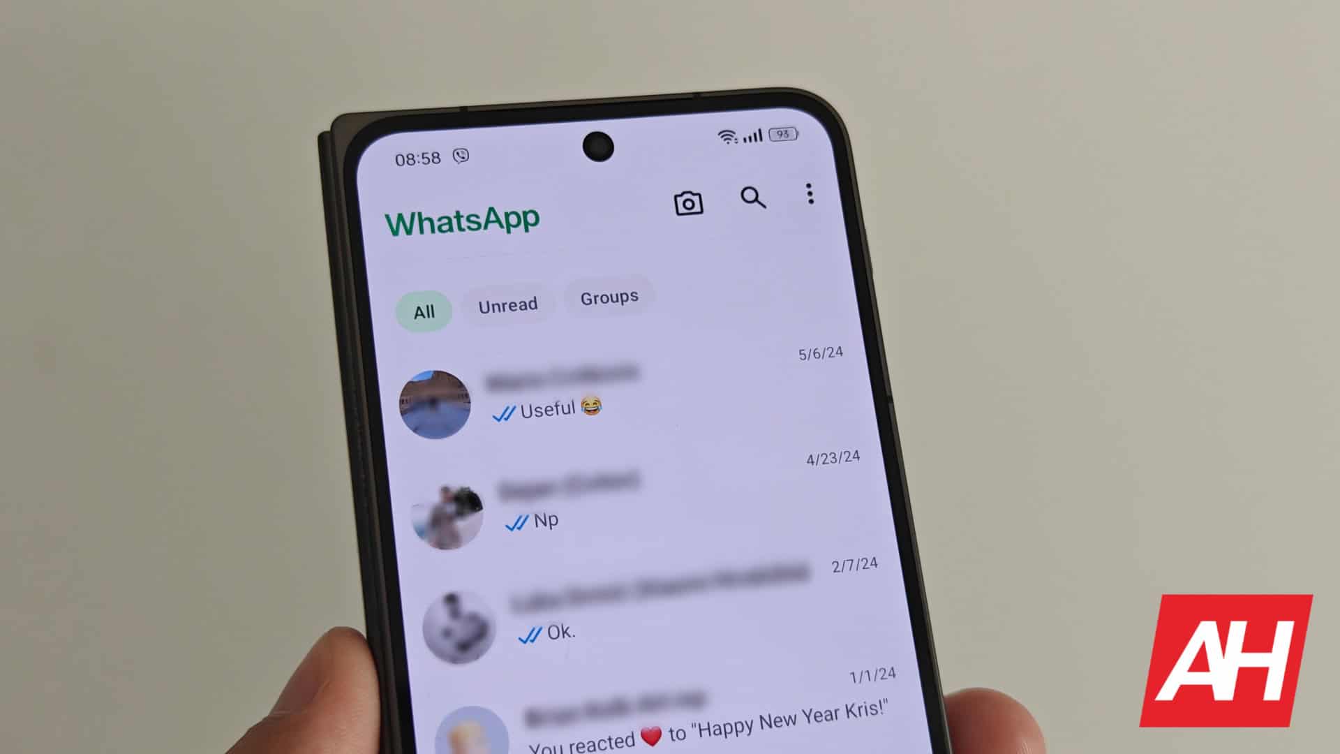 WhatsApp tiene un nuevo diseño en Android e iOS, con menos color