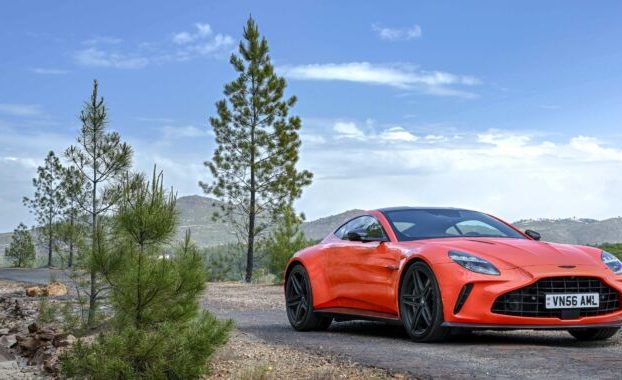 El Aston Martin Vantage 2025 obtiene una carrocería nueva y audaz y un gran aumento de potencia