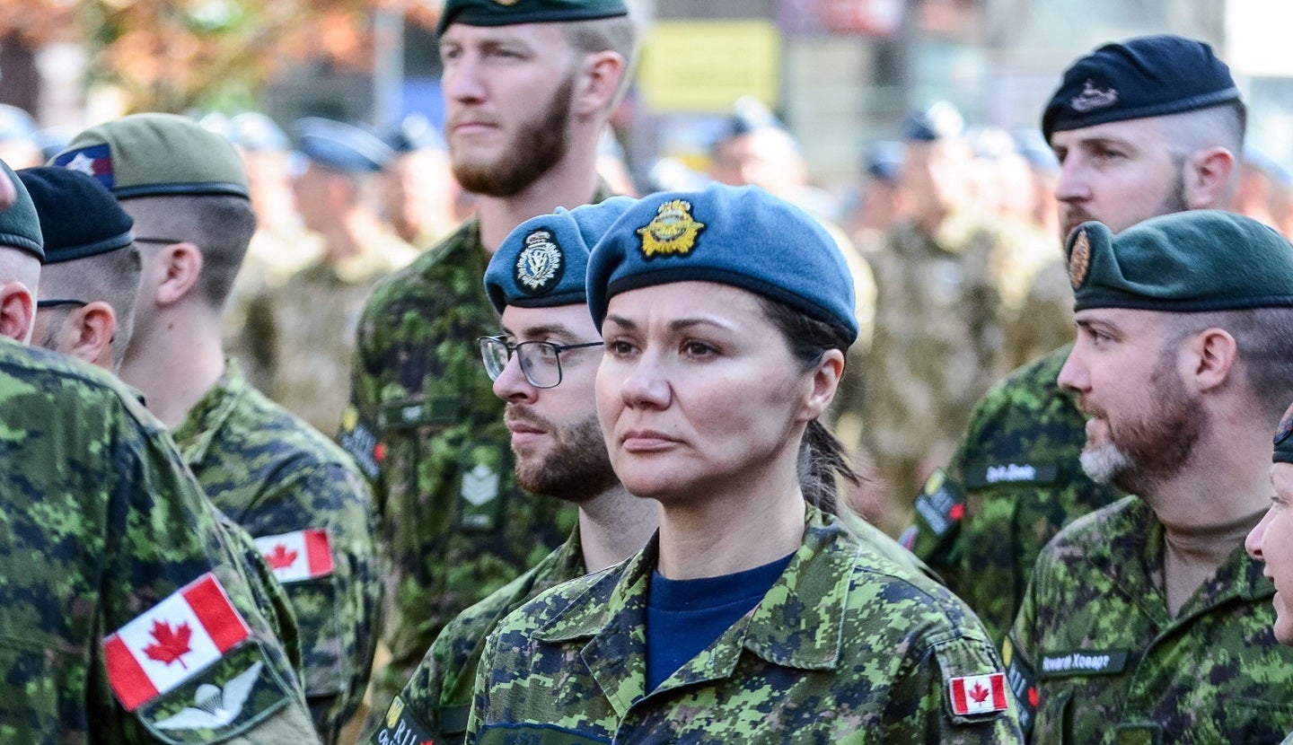 Informe pide un cambio cultural más rápido en las Fuerzas Armadas de Canadá