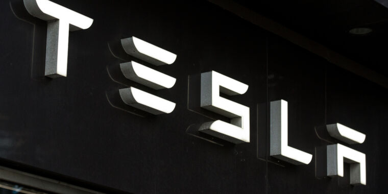 Tesla anuncia cuarta ronda de despidos en cuatro semanas